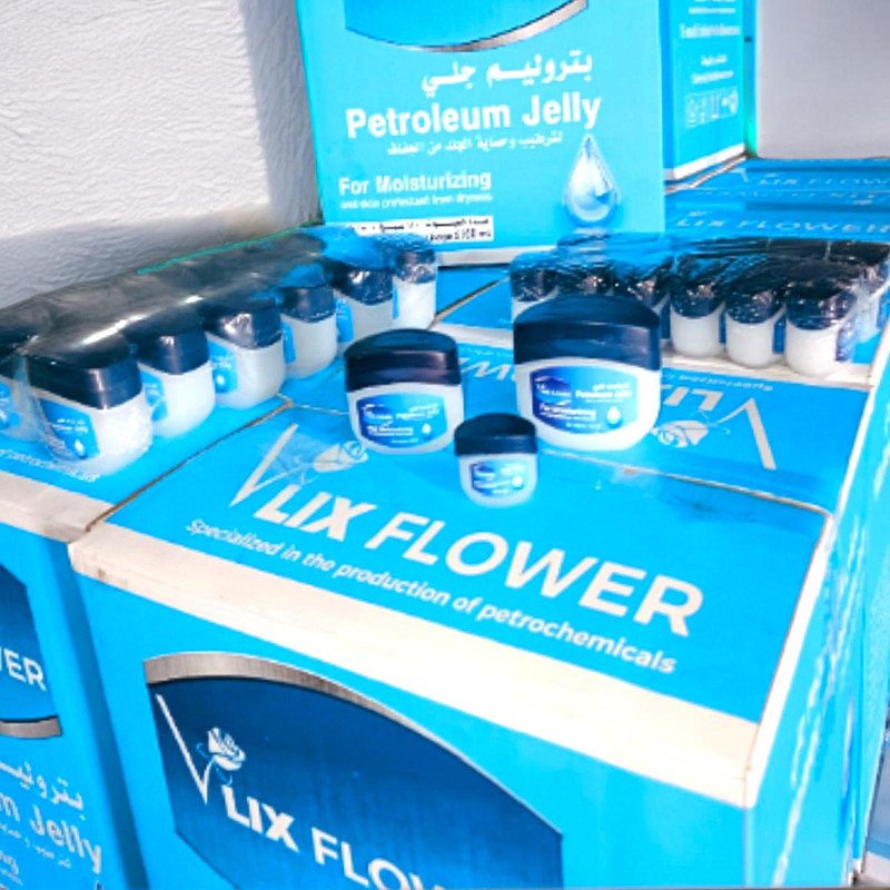 بتروليم جلي (فازلين)طبي 12 حبة  سعة 100 مل