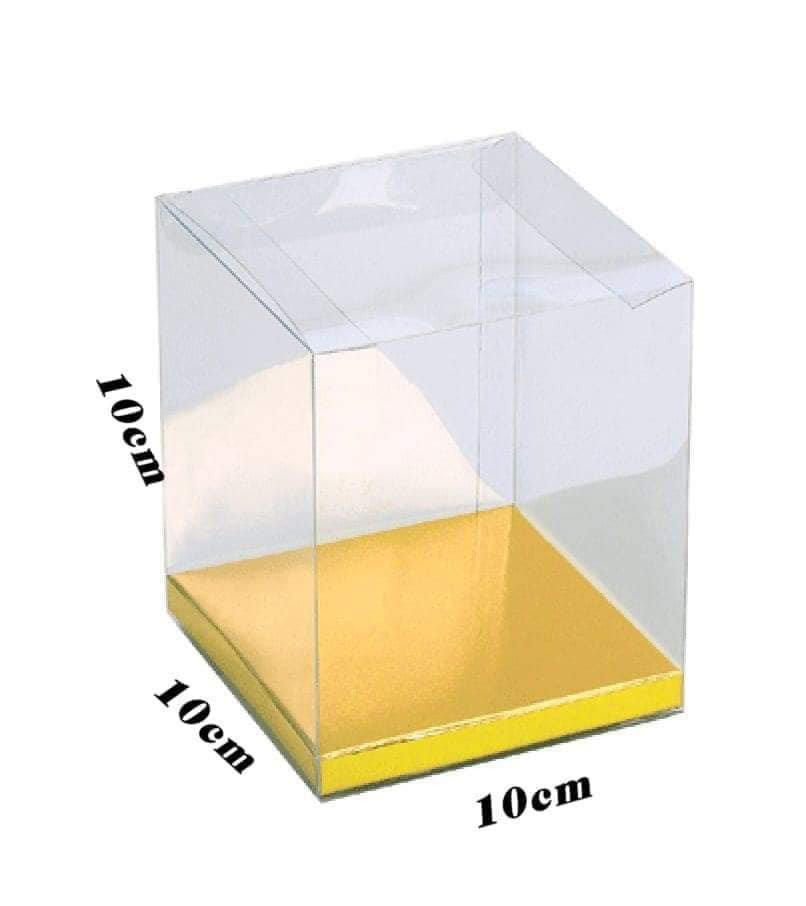 علب توزيعات شفاف ( 12 قطع ) بقاعدة ذهبية مقاس 10سم *10سم ارتفاع 10 سم